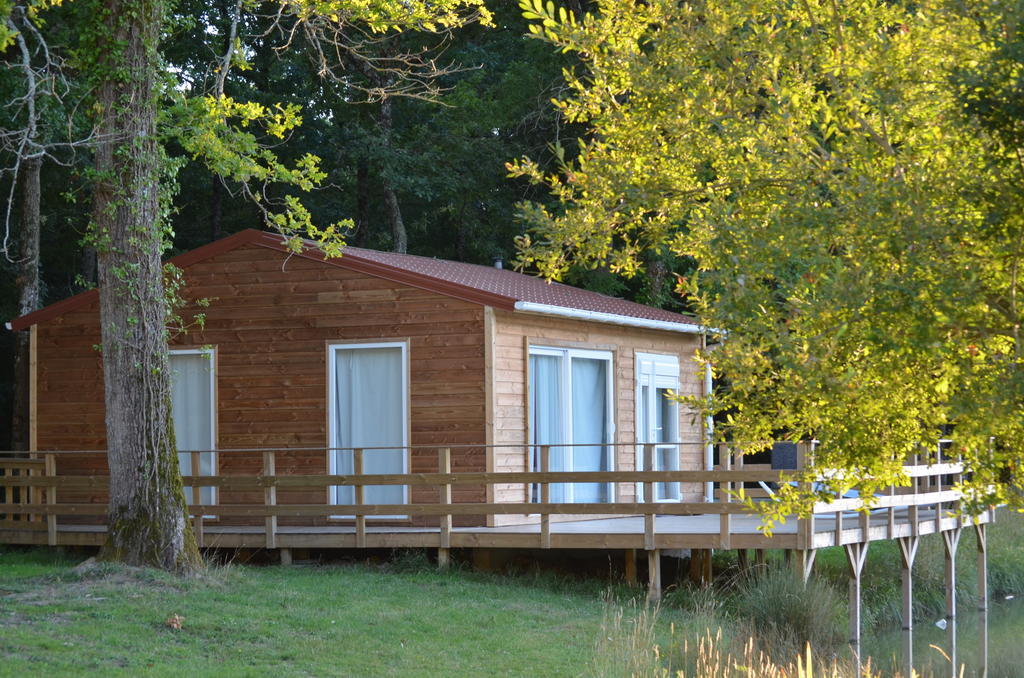 Chalet de La Héronnière Chef-Boutonne Esterno foto