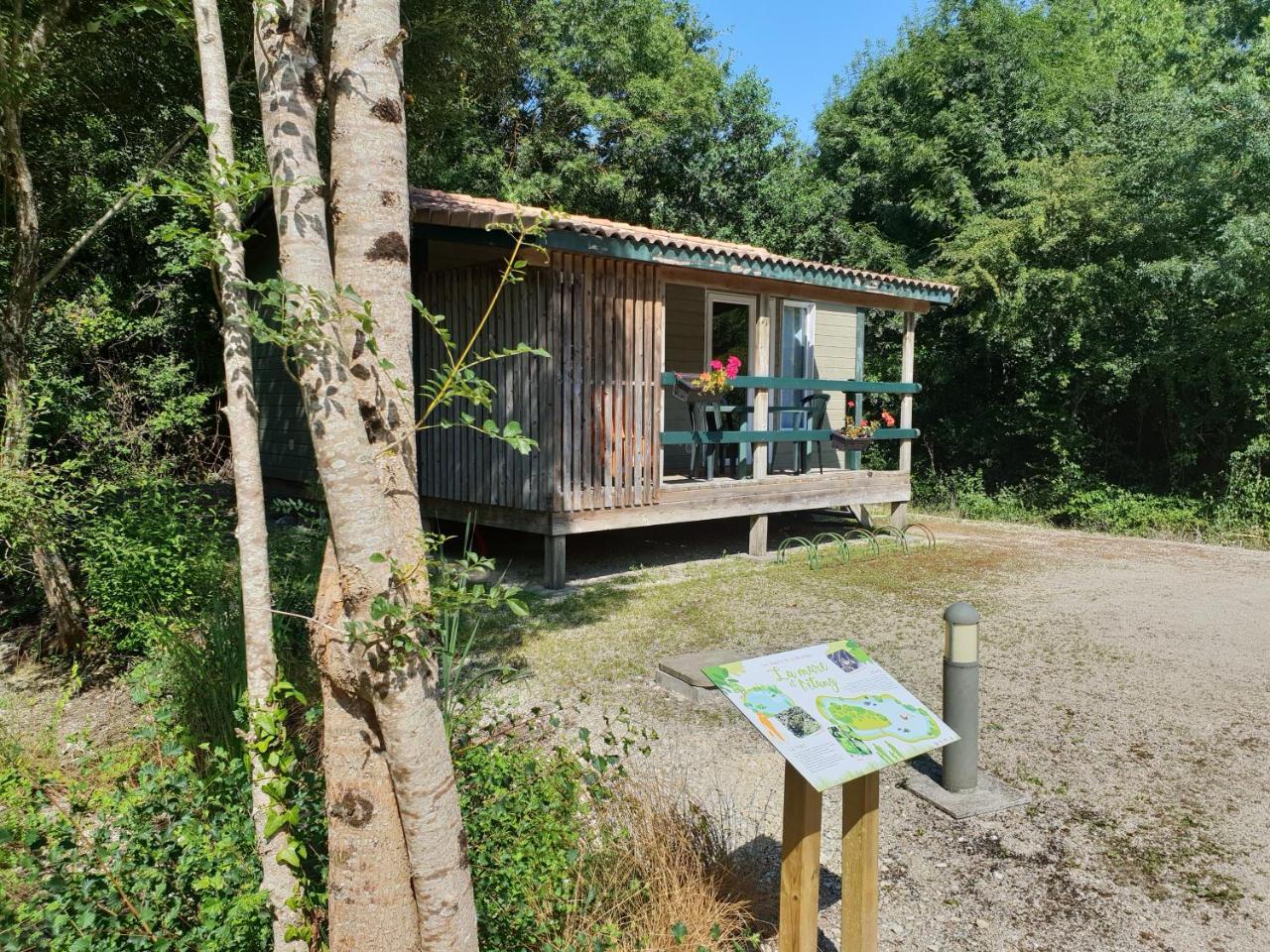Chalet de La Héronnière Chef-Boutonne Esterno foto